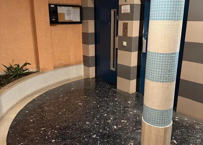 Casa Da Fundacao - * Almada